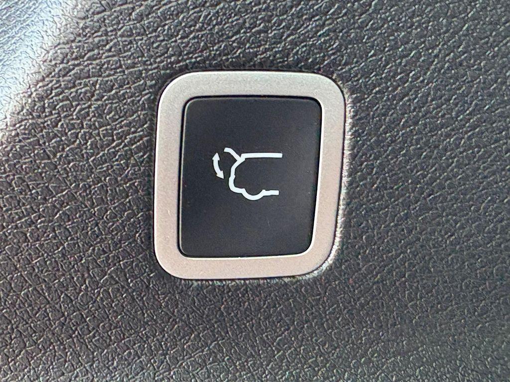 new 2025 Chrysler Voyager car, priced at $42,185