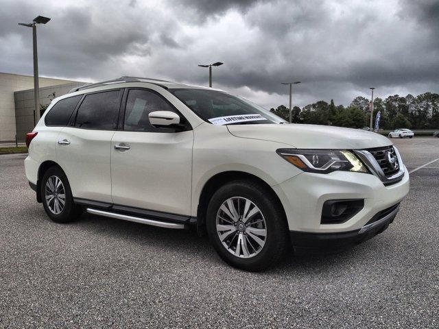 used 2020 Nissan Pathfinder car, priced at $26,287