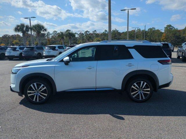 new 2025 Nissan Pathfinder car, priced at $43,871