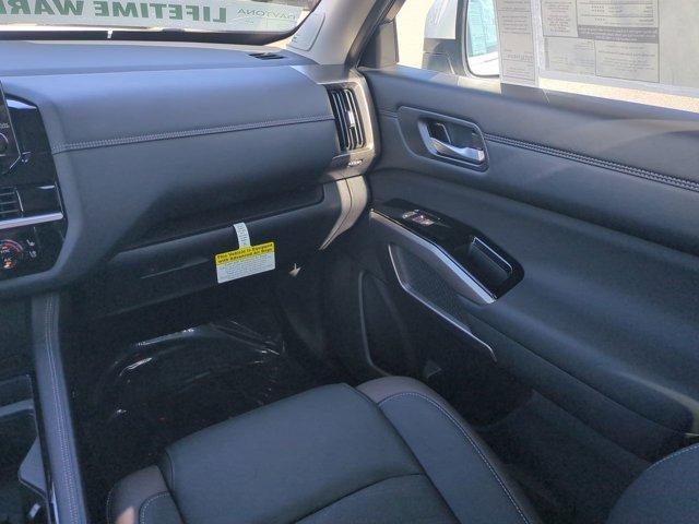 new 2025 Nissan Pathfinder car, priced at $43,871