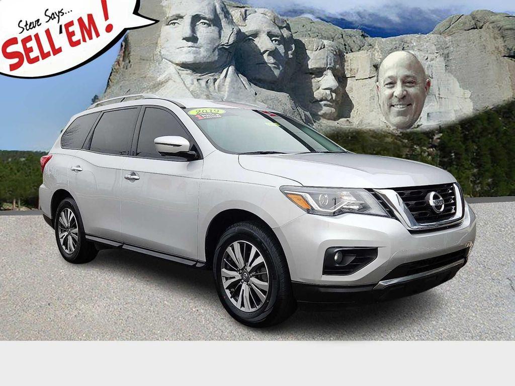 used 2020 Nissan Pathfinder car, priced at $19,999