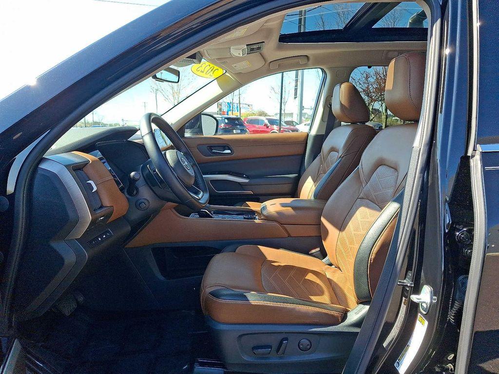used 2023 Nissan Pathfinder car, priced at $35,899