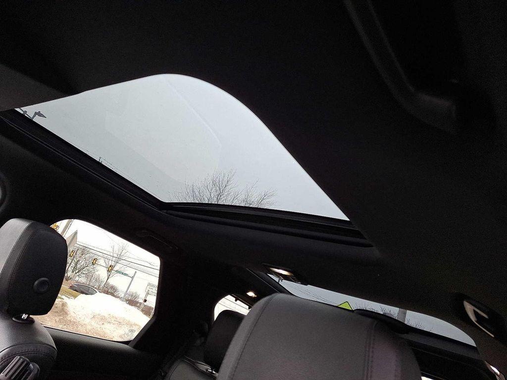 used 2018 Land Rover Discovery car, priced at $18,990