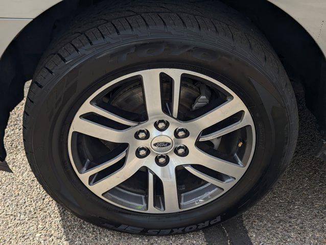 used 2023 Ford Expedition car, priced at $39,999