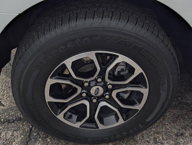 used 2024 Ford Expedition car, priced at $39,999