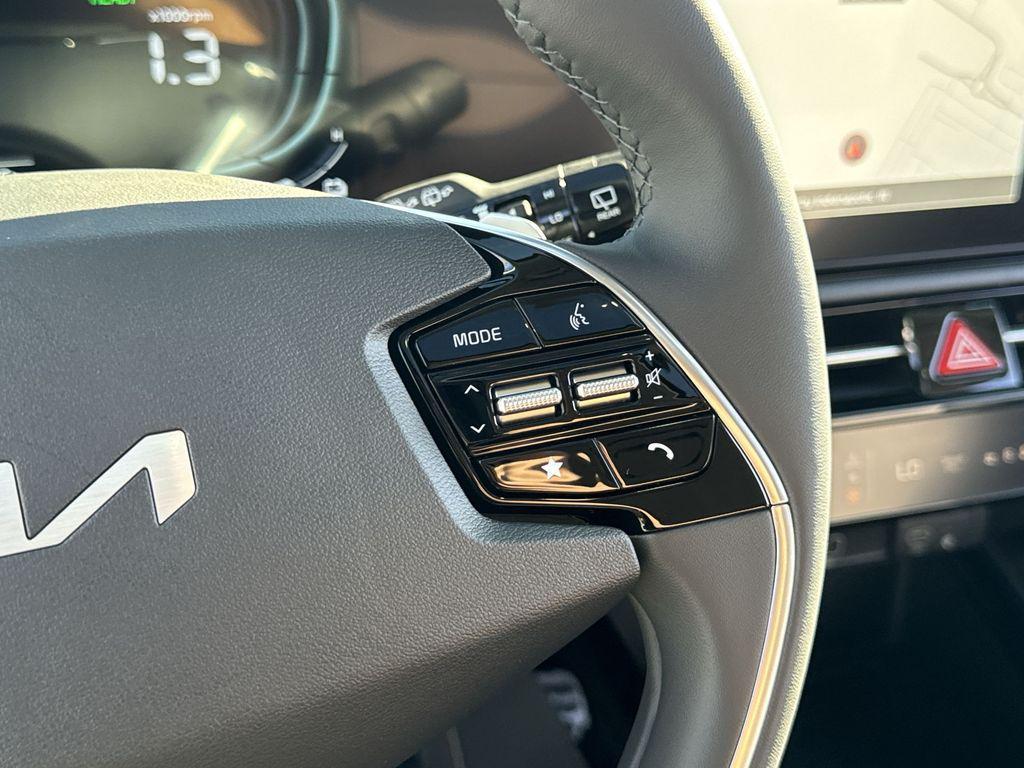 used 2025 Kia Niro car, priced at $28,701