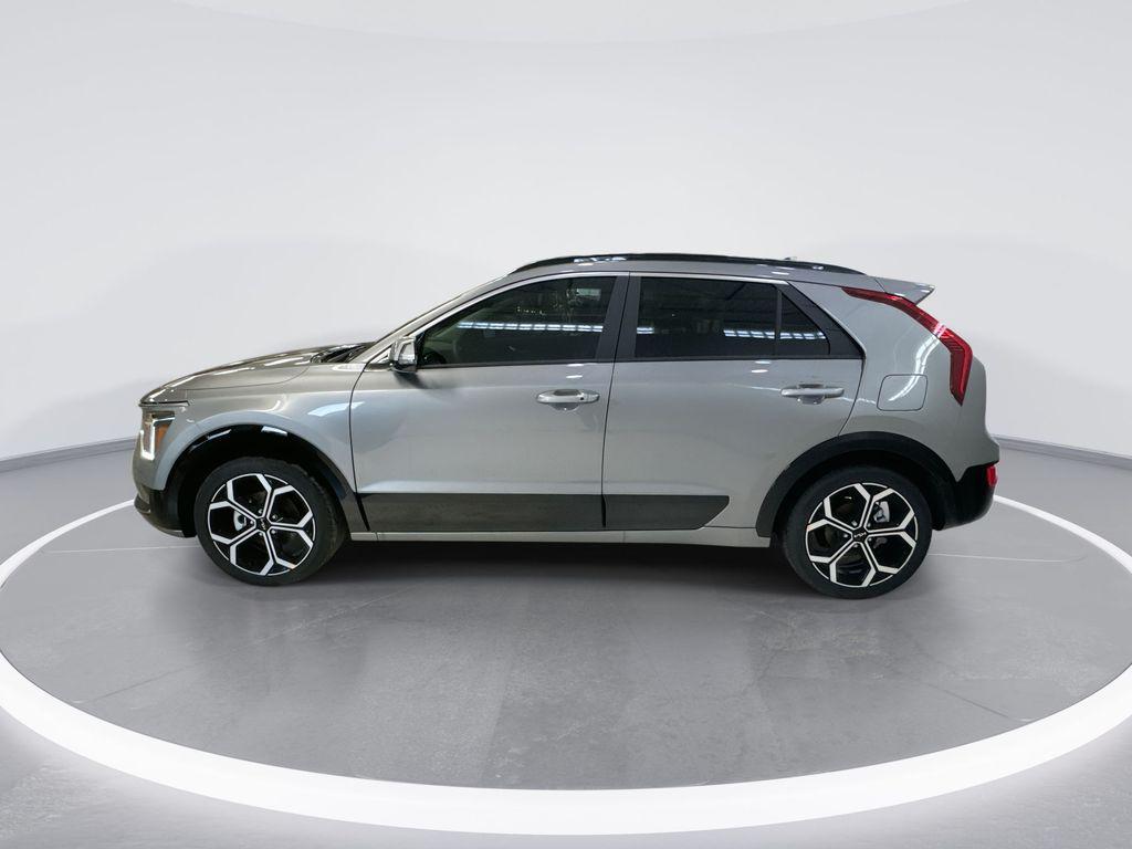 used 2025 Kia Niro car, priced at $25,445
