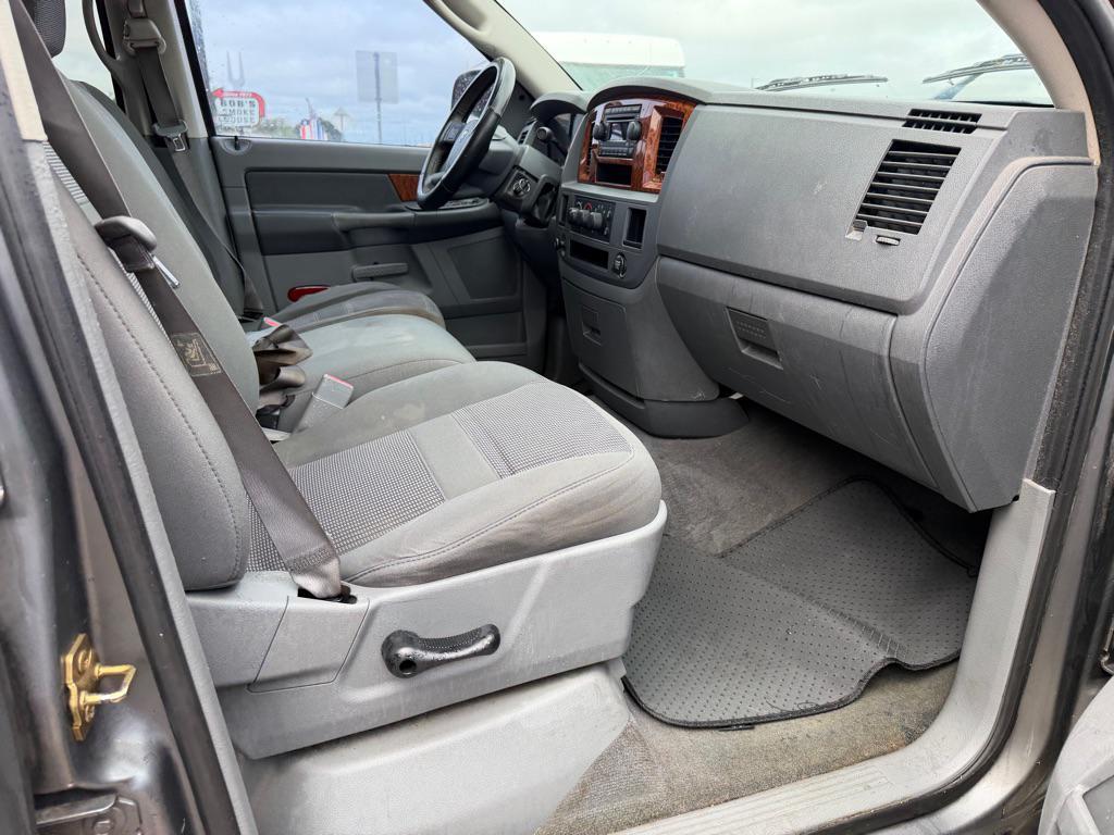 used 2006 Dodge Ram 1500 car, priced at $6,000