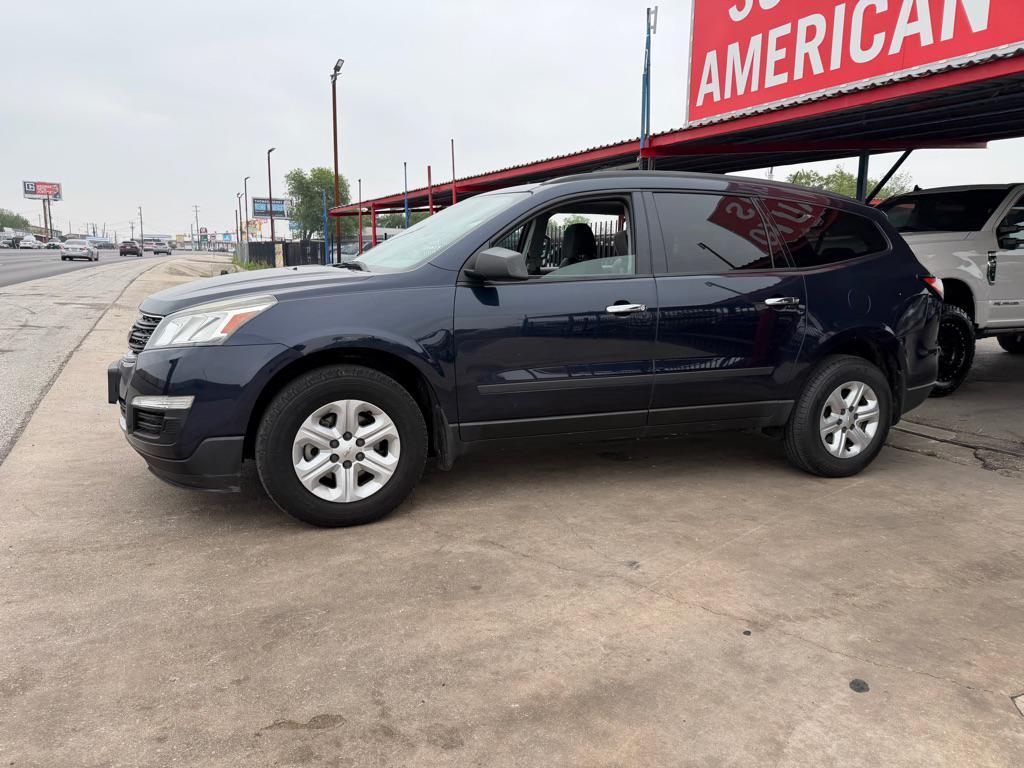 used 2015 Chevrolet Traverse car, priced at $5,999