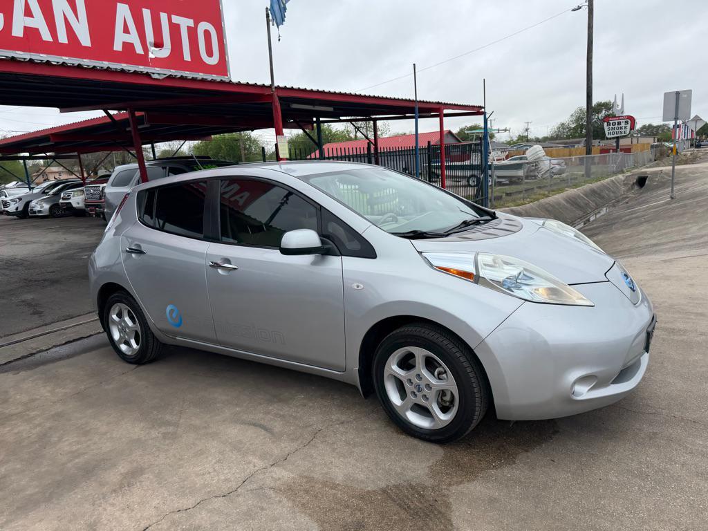 used 2012 Nissan Leaf car, priced at $4,995