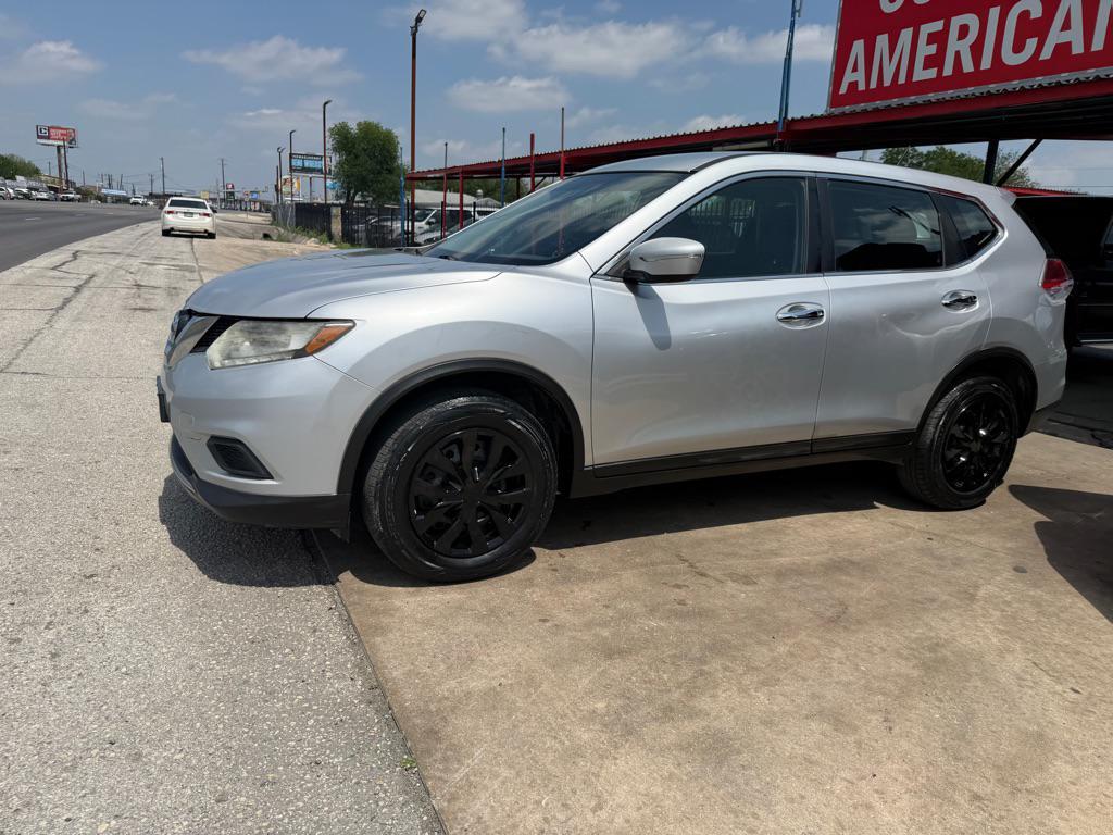 used 2015 Nissan Rogue car, priced at $5,996