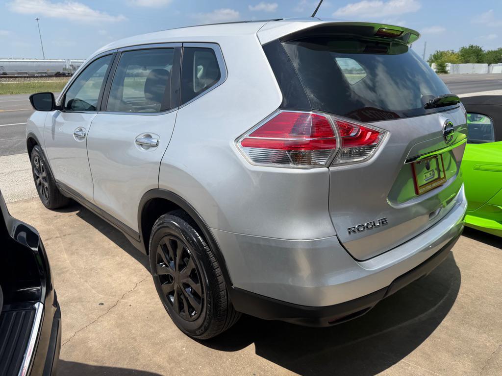 used 2015 Nissan Rogue car, priced at $5,996