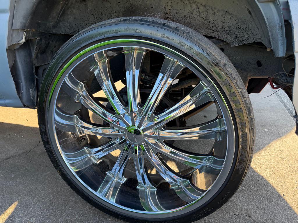 used 2001 Chevrolet Tahoe car, priced at $3,899