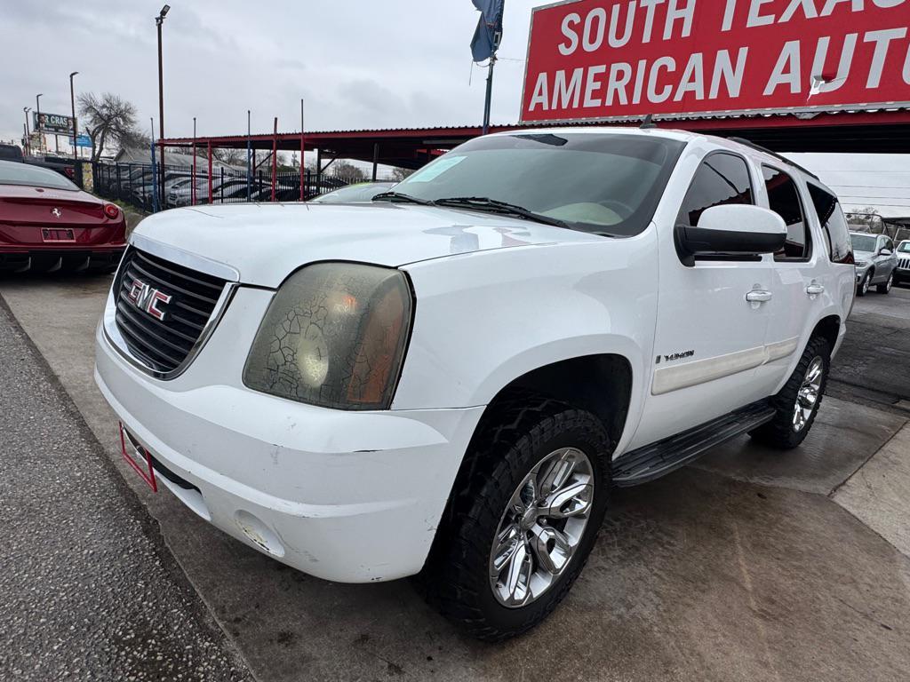 used 2009 GMC Yukon car, priced at $4,000