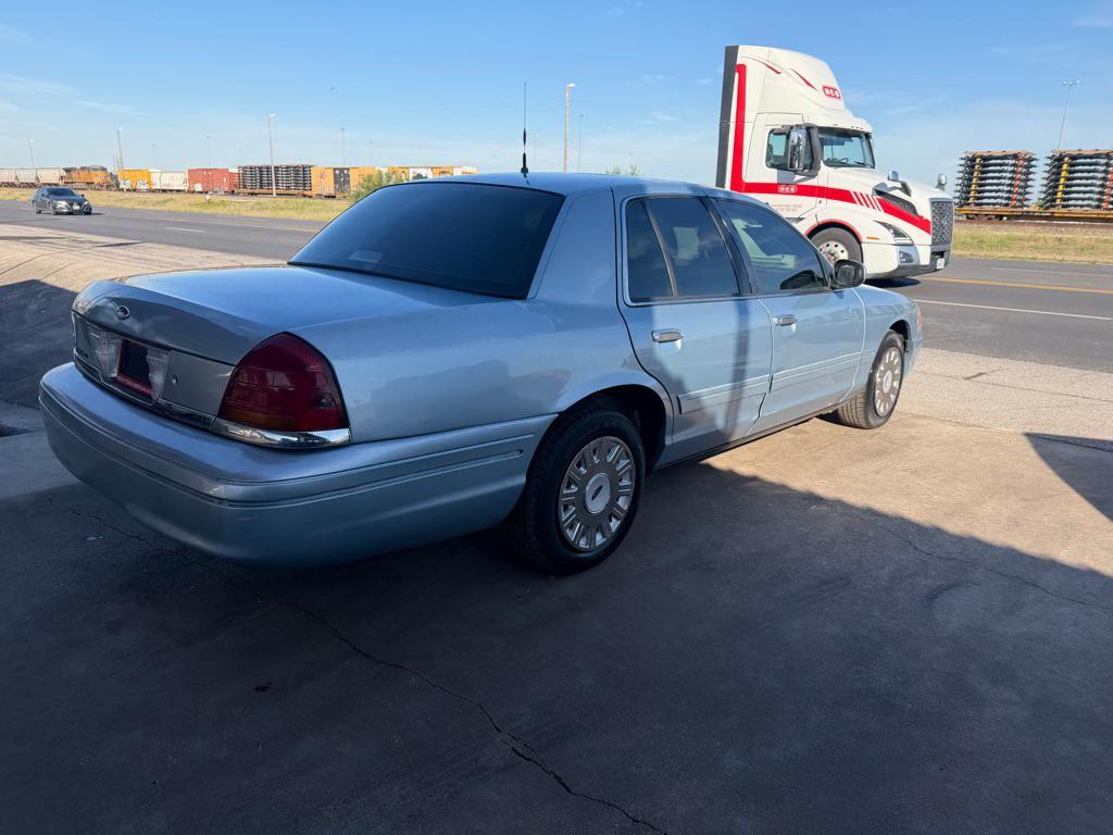 used 2003 Ford Crown Victoria car, priced at $4,000
