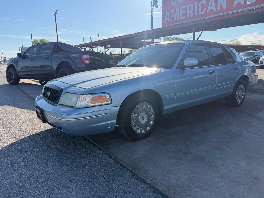 used 2003 Ford Crown Victoria car, priced at $4,000