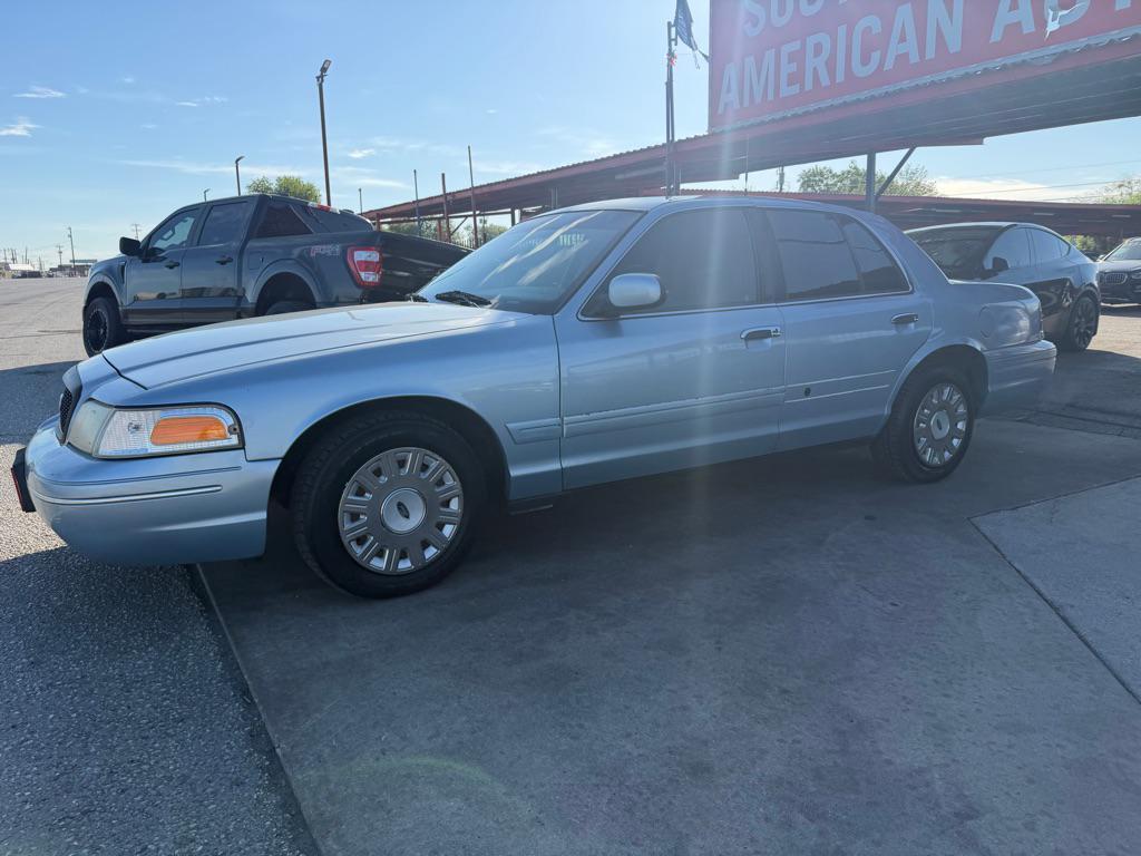 used 2003 Ford Crown Victoria car, priced at $4,000