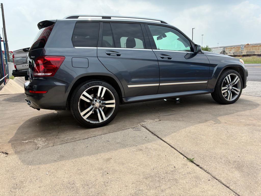 used 2015 Mercedes-Benz GLK-Class car, priced at $9,000