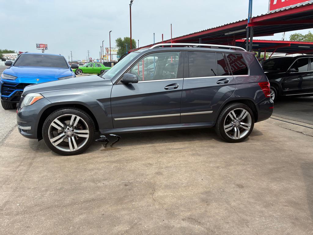 used 2015 Mercedes-Benz GLK-Class car, priced at $9,000