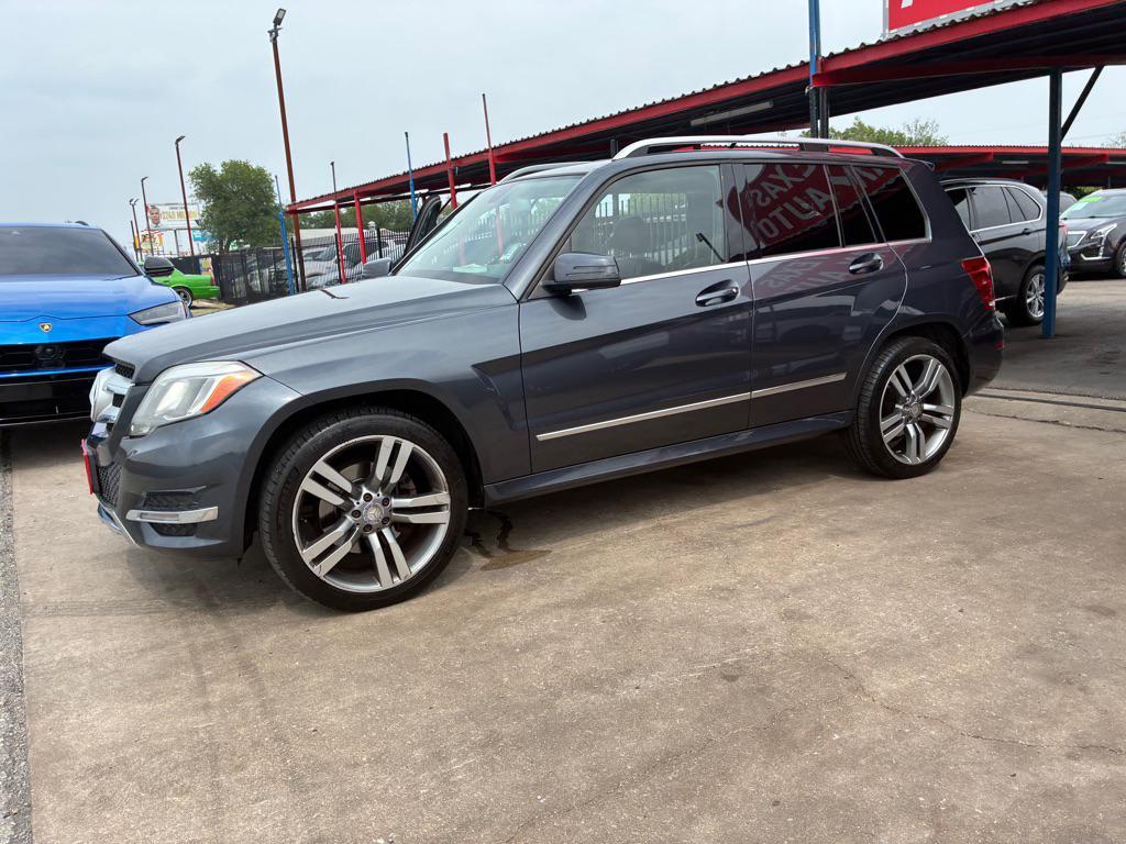 used 2015 Mercedes-Benz GLK-Class car, priced at $9,000