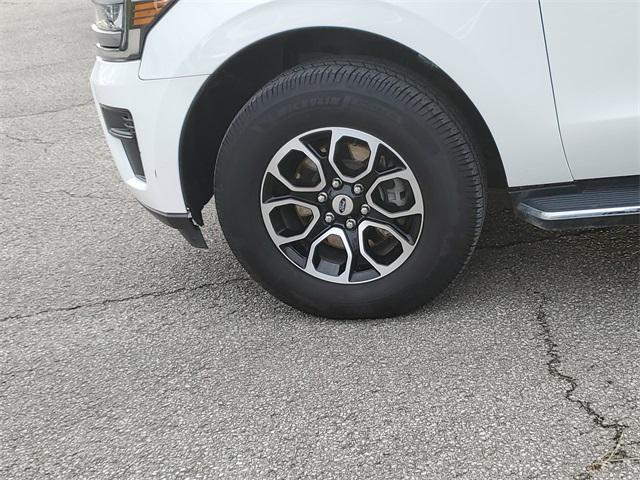 used 2022 Ford Expedition car, priced at $32,378