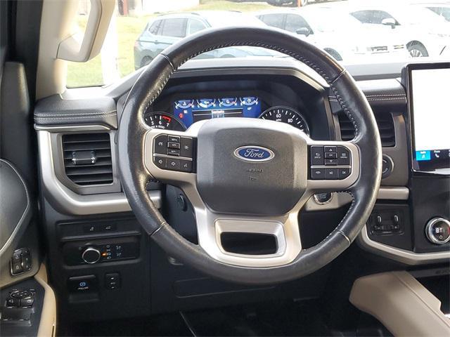 used 2022 Ford Expedition car, priced at $32,378