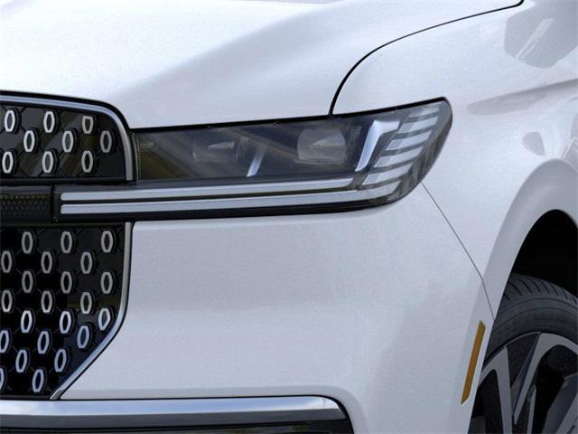 new 2026 Lincoln Navigator car, priced at $115,080