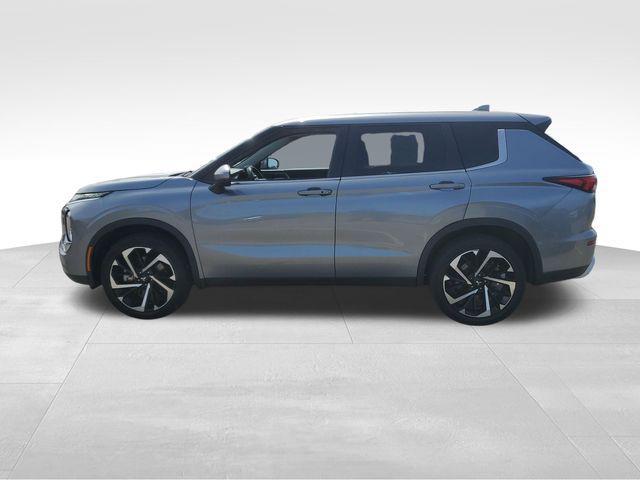 used 2024 Mitsubishi Outlander car, priced at $22,210