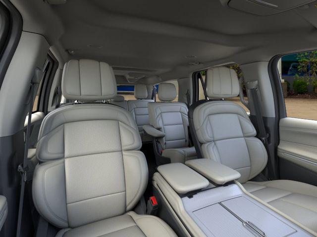 new 2026 Lincoln Navigator car, priced at $91,565