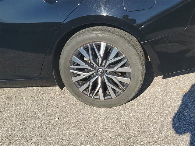 used 2024 Nissan Altima car, priced at $15,809
