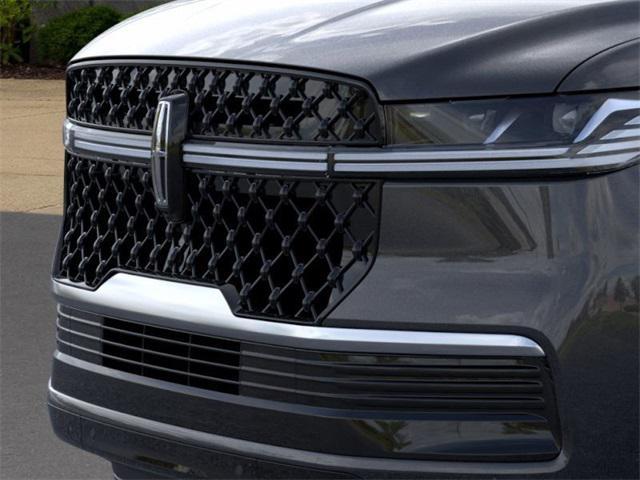 new 2025 Lincoln Navigator car, priced at $100,995