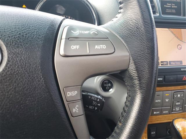 used 2008 Toyota Highlander Hybrid car, priced at $5,887