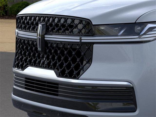 new 2025 Lincoln Navigator car, priced at $108,995