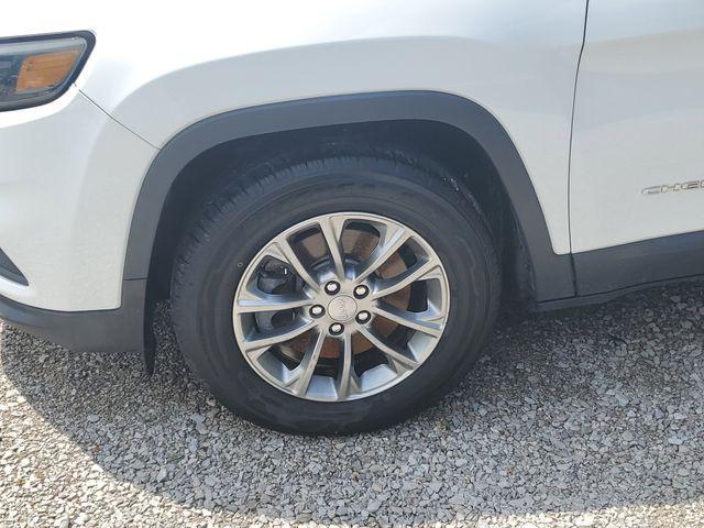 used 2020 Jeep Cherokee car, priced at $11,743