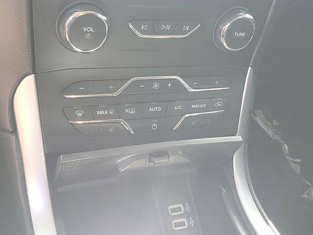 used 2019 Ford Edge car, priced at $13,997
