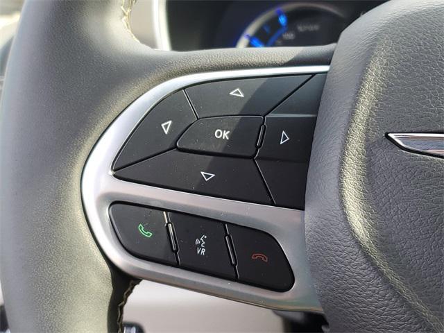 used 2024 Chrysler Pacifica Hybrid car, priced at $25,987