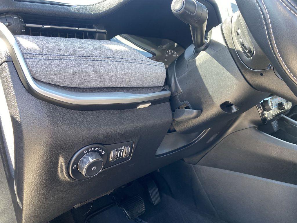 used 2022 Jeep Compass car, priced at $18,200