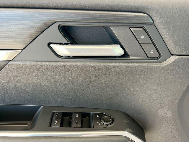 new 2026 GMC Acadia car, priced at $44,052