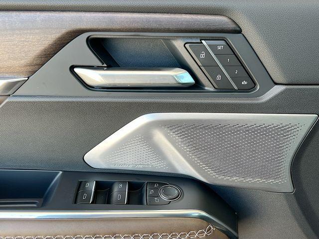 new 2026 GMC Acadia car, priced at $65,111