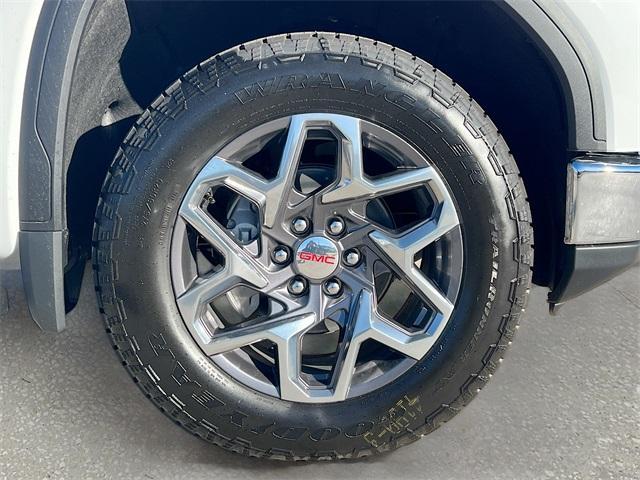 new 2026 GMC Sierra 1500 car, priced at $55,090