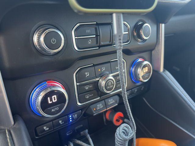 used 2021 GMC Yukon car, priced at $33,994