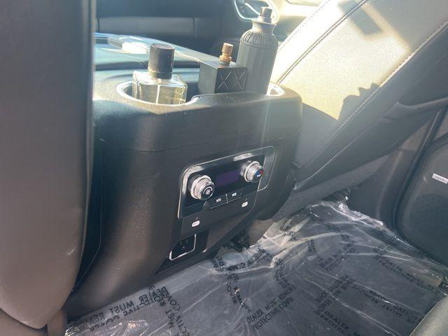 used 2021 GMC Yukon car, priced at $33,994