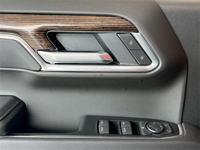 new 2026 GMC Sierra 1500 car, priced at $43,934