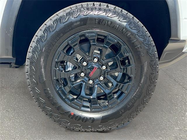 new 2026 GMC Canyon car, priced at $40,528