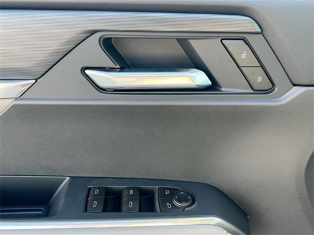 new 2026 GMC Acadia car, priced at $47,069