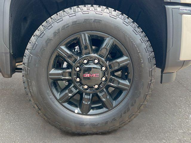 new 2026 GMC Sierra 2500 car, priced at $79,360