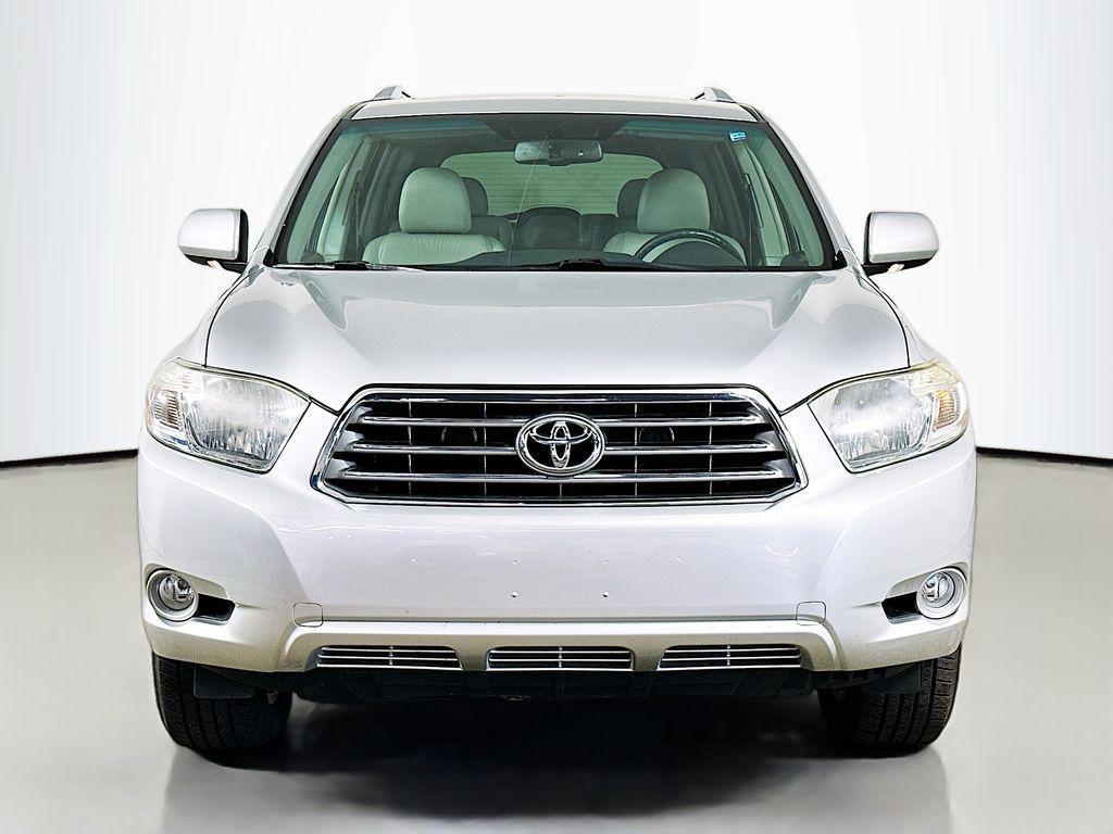 used 2010 Toyota Highlander car, priced at $10,590