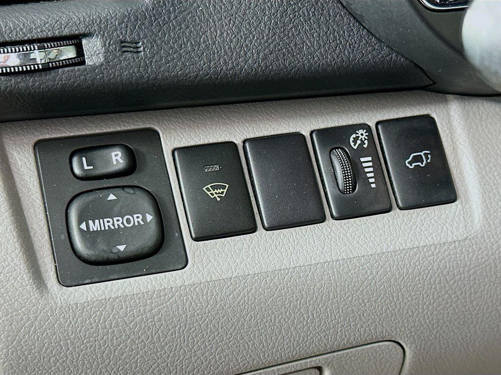 used 2010 Toyota Highlander car, priced at $10,590