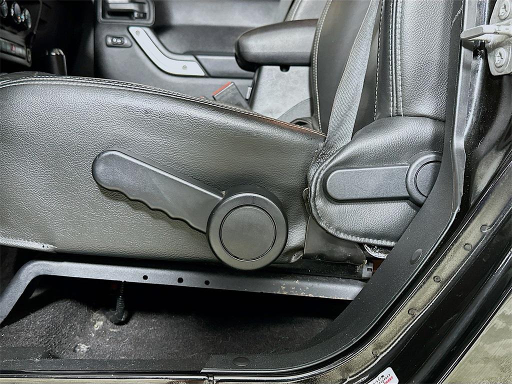 used 2015 Jeep Wrangler Unlimited car, priced at $17,900