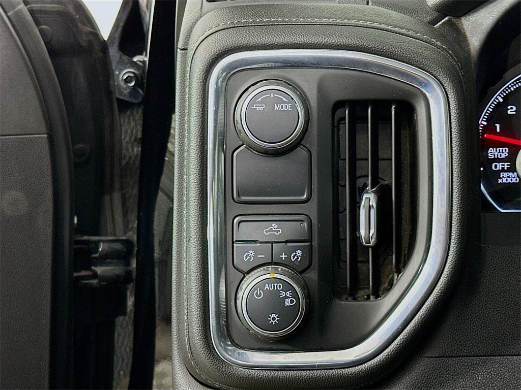 used 2021 Chevrolet Silverado 1500 car, priced at $20,900